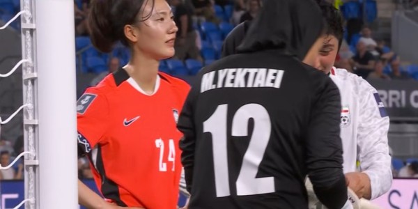 开云-女足亚洲杯太疯狂：韩国3-0制造首个惨案！中国队卫冕首秀5-0起步